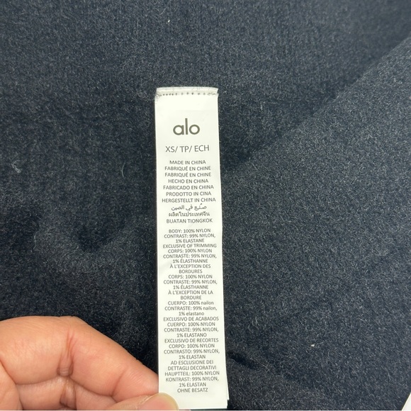 NWT Black ALO Snuggle Up Sweater High-Waist Wide Leg Pant Size XS (2-4) - Picture 7 of 10